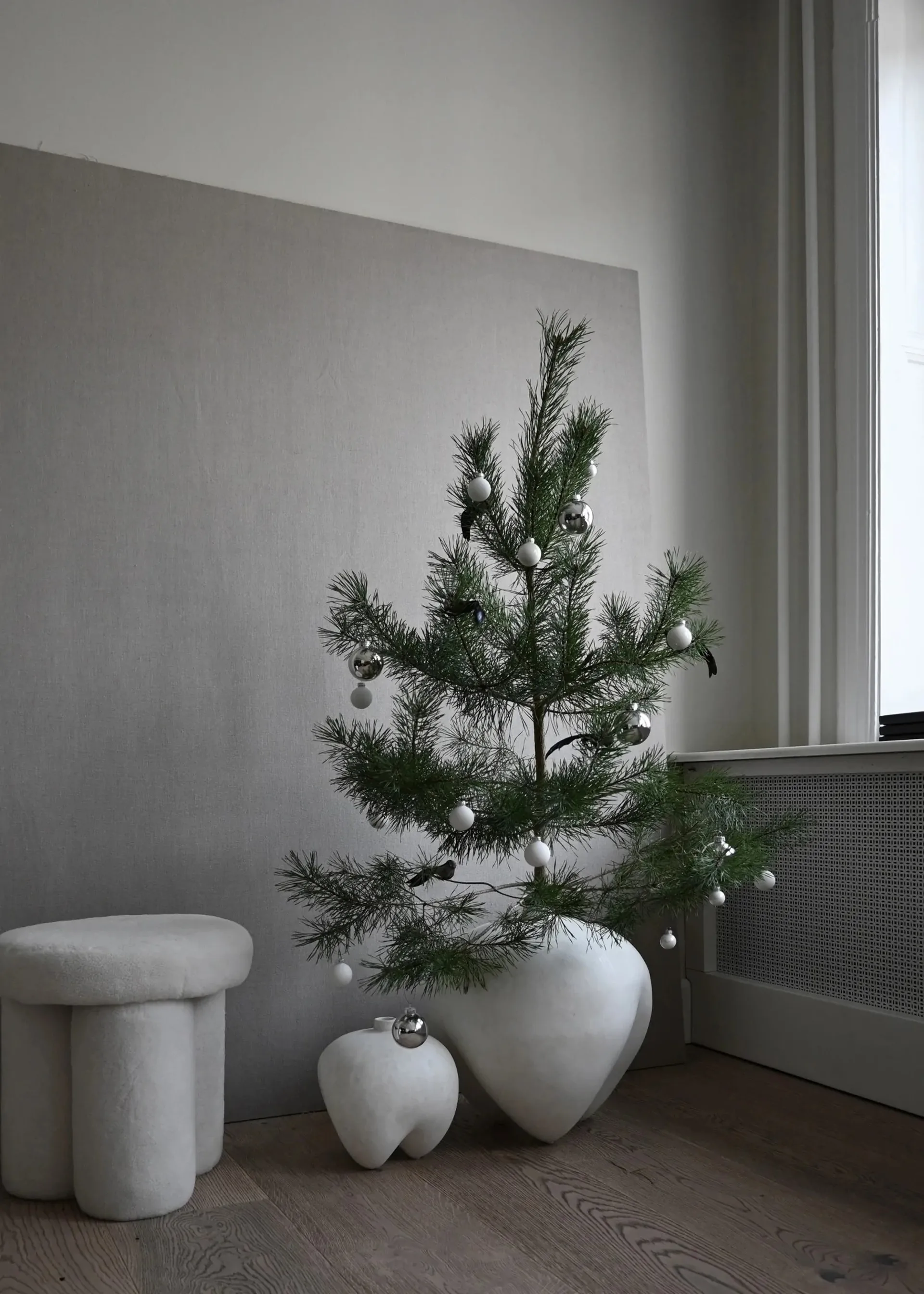 Big Foot スツール シープスキン, Off-white 101 Copenhagen