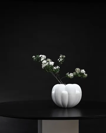 Bloom ベース Small 22.5x24 cm - Bone white - 101 Copenhagen