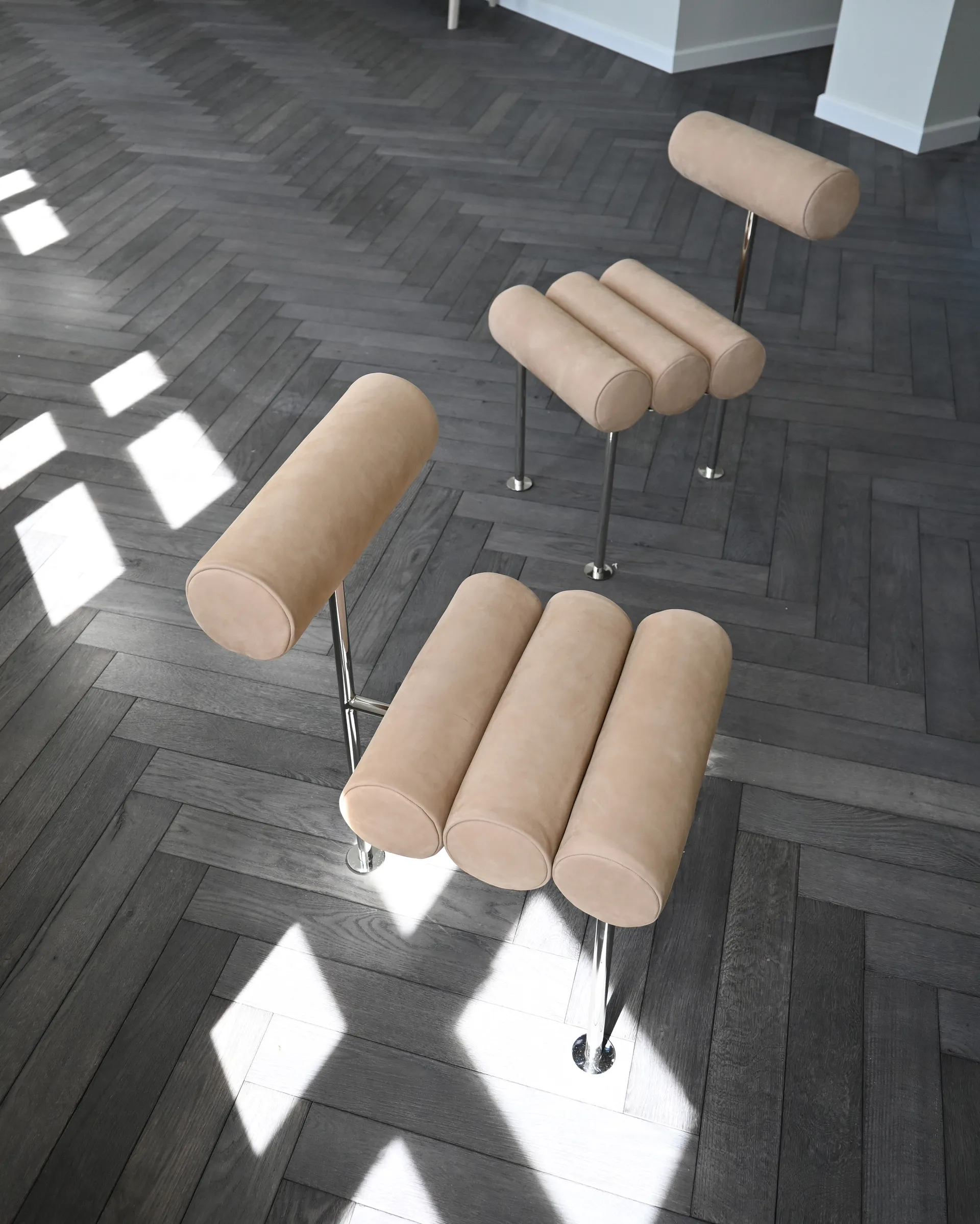 Hiro ダイニングチェア, Stainless steel-nubuck 101 Copenhagen