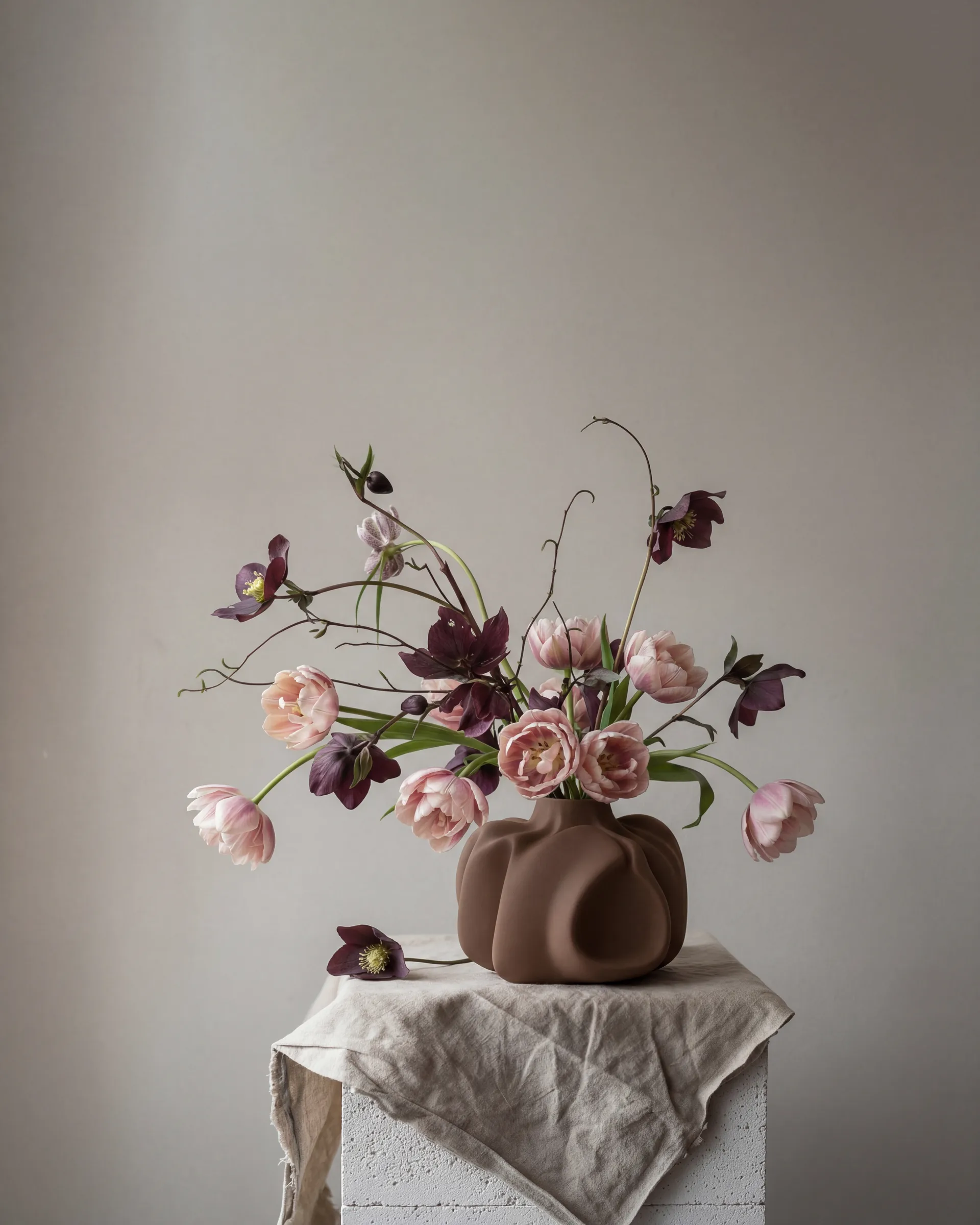 Wabi Medio ベース 28 cm, Almond 101 Copenhagen