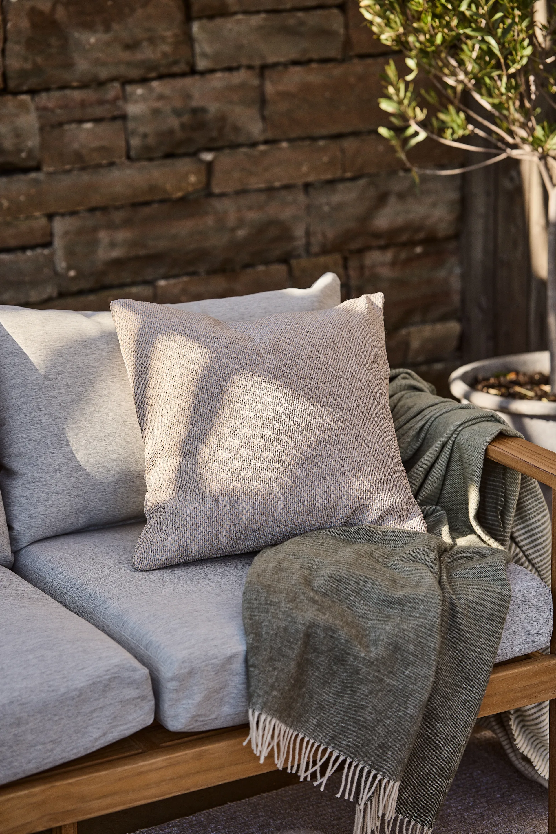 Asaryd クッション 45x45 cm, Beige 1898