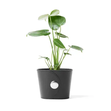 Hug フラワーポット - Tärnsjö leather black, Ø18x15 cm - A2 | エイツー