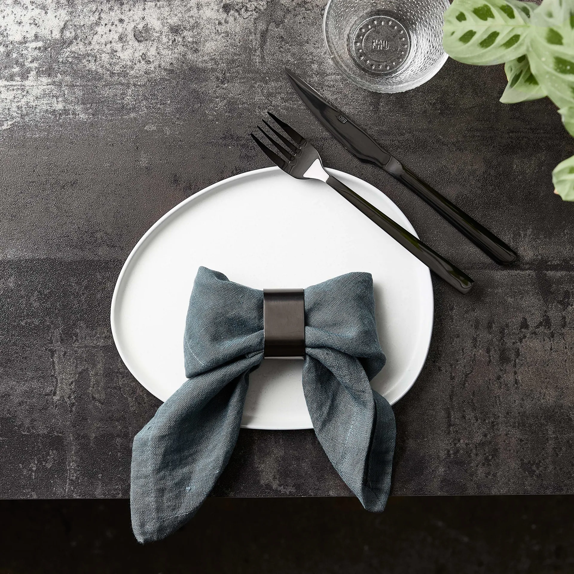 Raw オーガニック ランチプレート 24x21 cm, Arctic White Aida | アイーダ