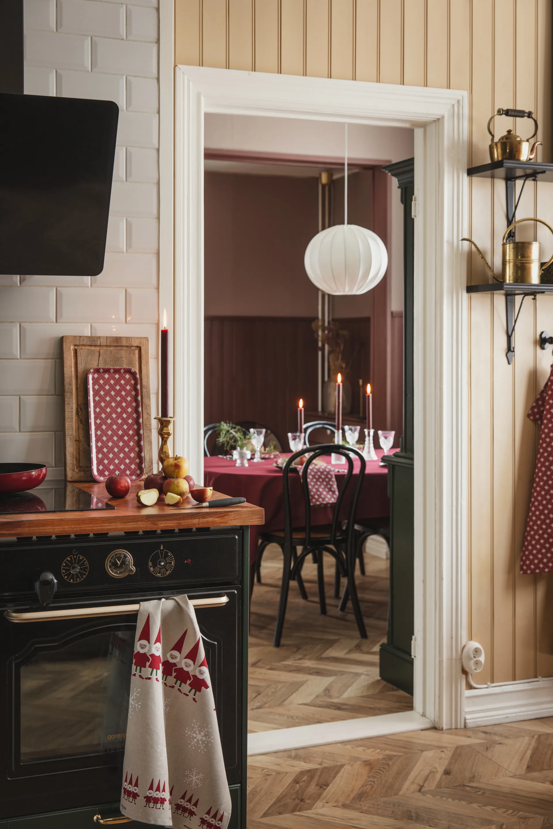 Basket キッチンタオル 47x70 cm, Red Almedahls | アルメダールズ