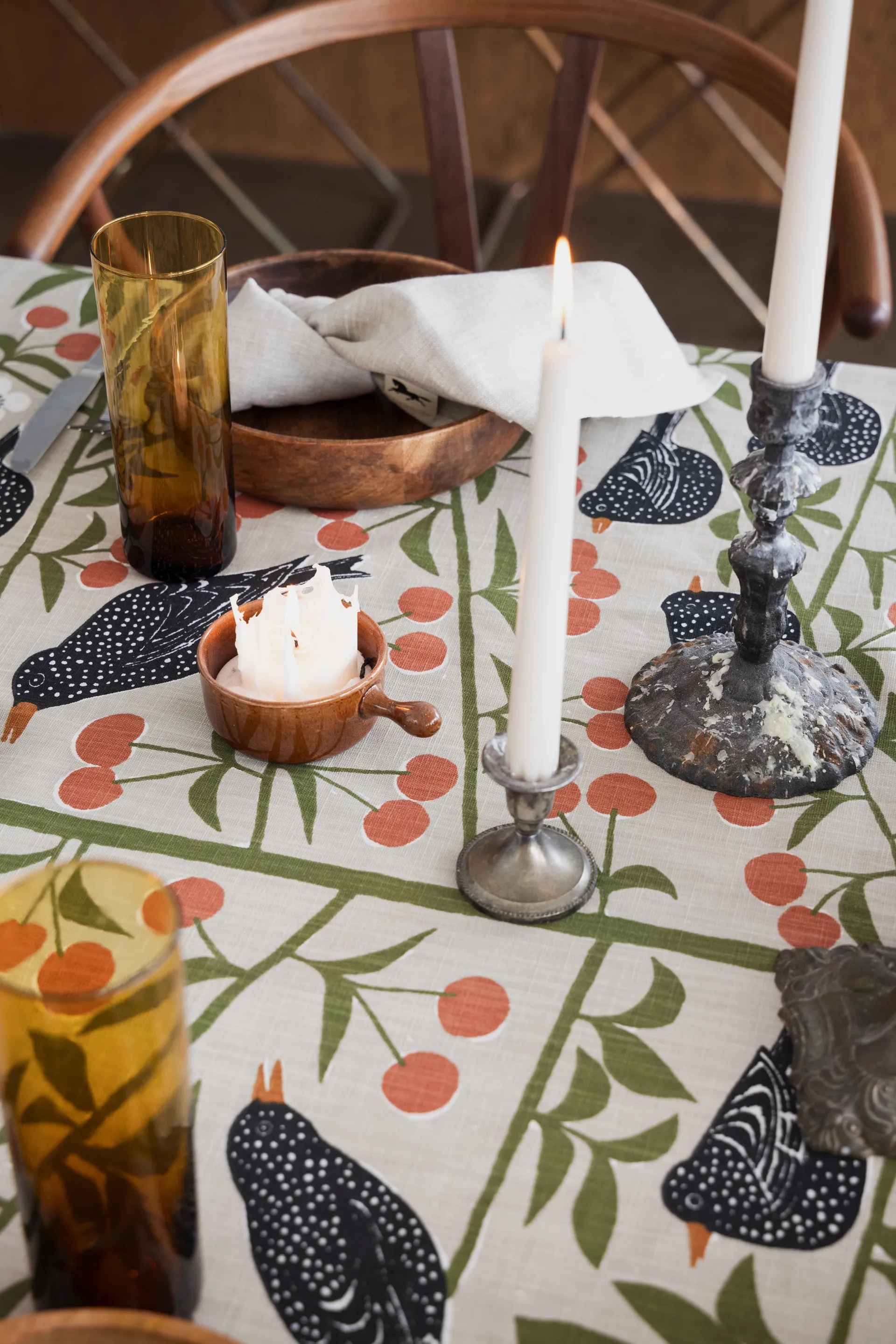 Cherry Garden テーブルクロス, Beige, 145x250 cm Almedahls | アルメダールズ