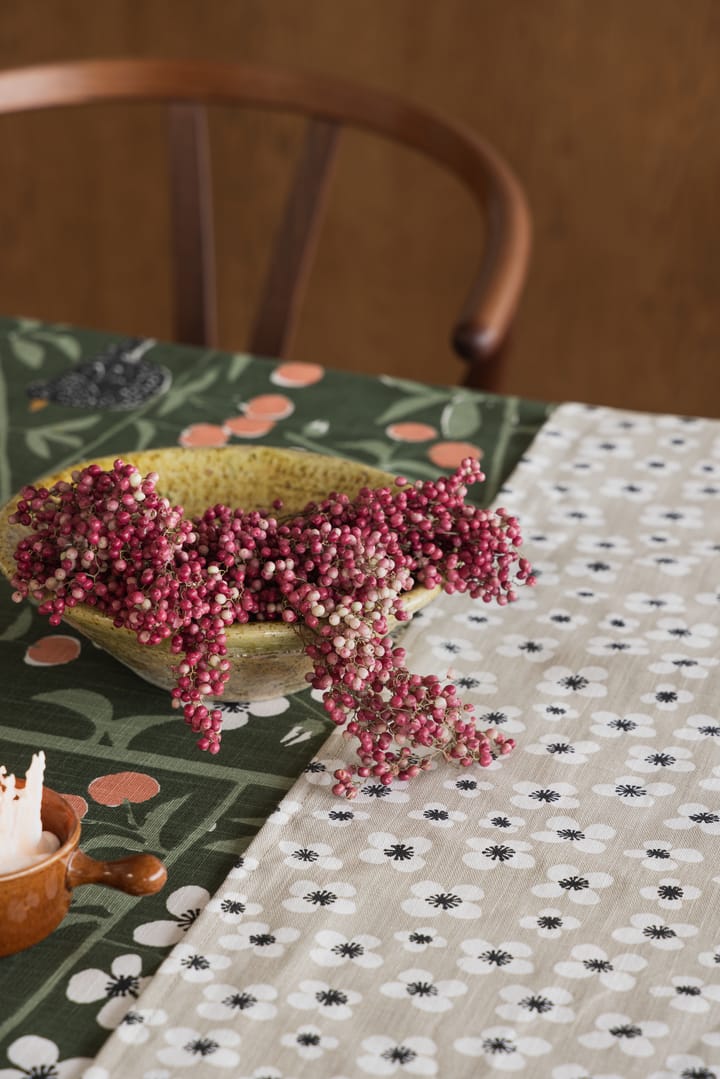 Cherry Garden テーブルクロス, Dark green, 145x250 cm Almedahls | アルメダールズ