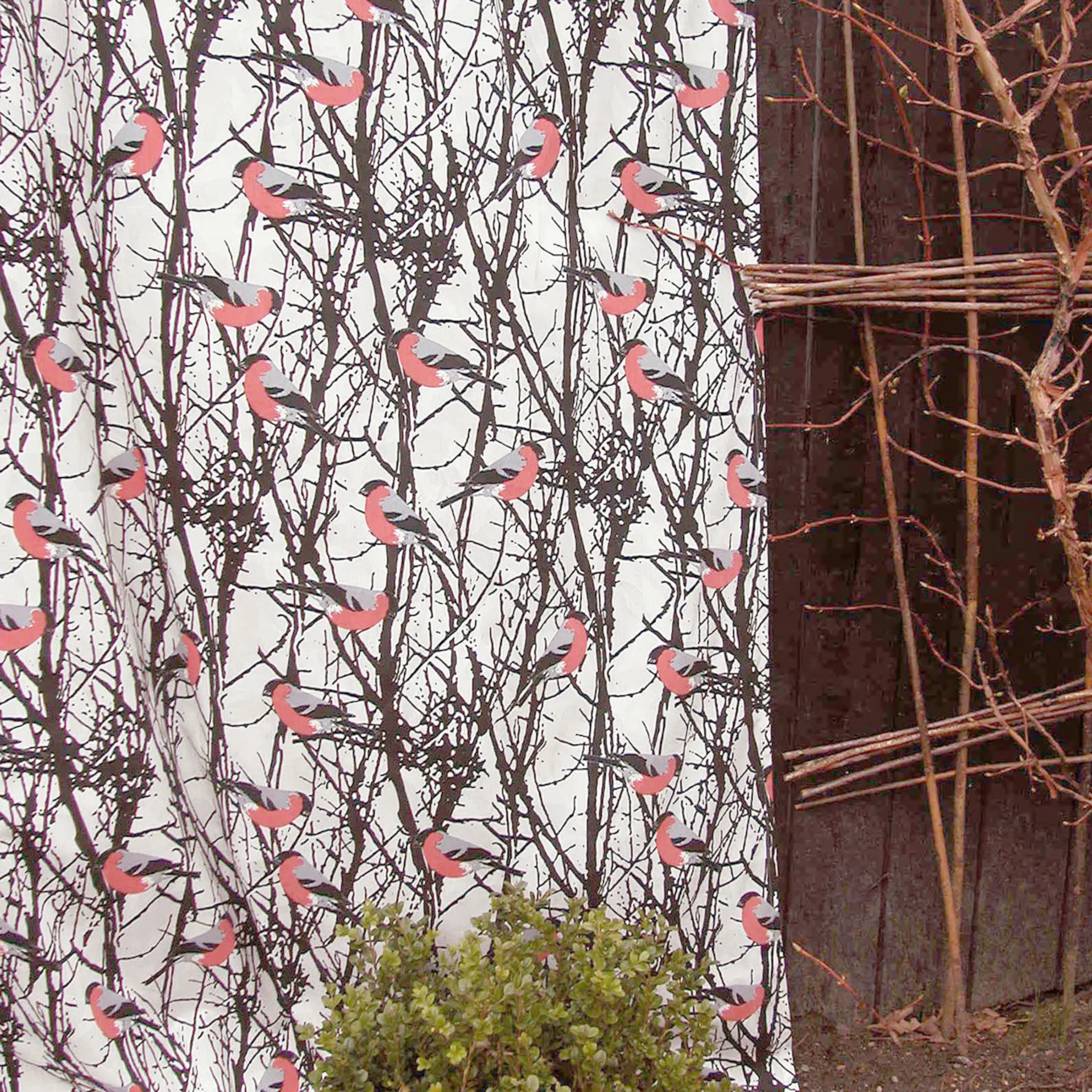 Domherrar ファブリック, red Almedahls | アルメダールズ