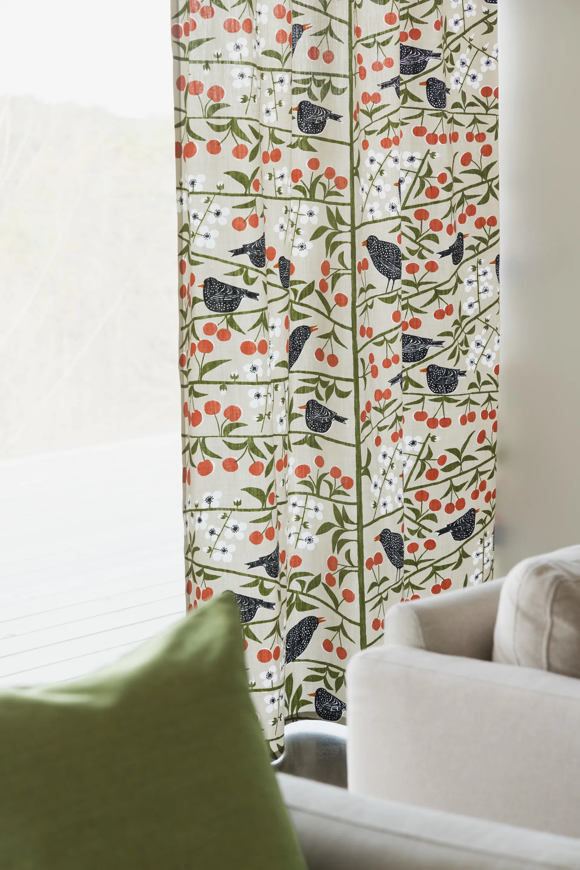 Körsbärsträdgården ファブリック, Beige Almedahls | アルメダールズ