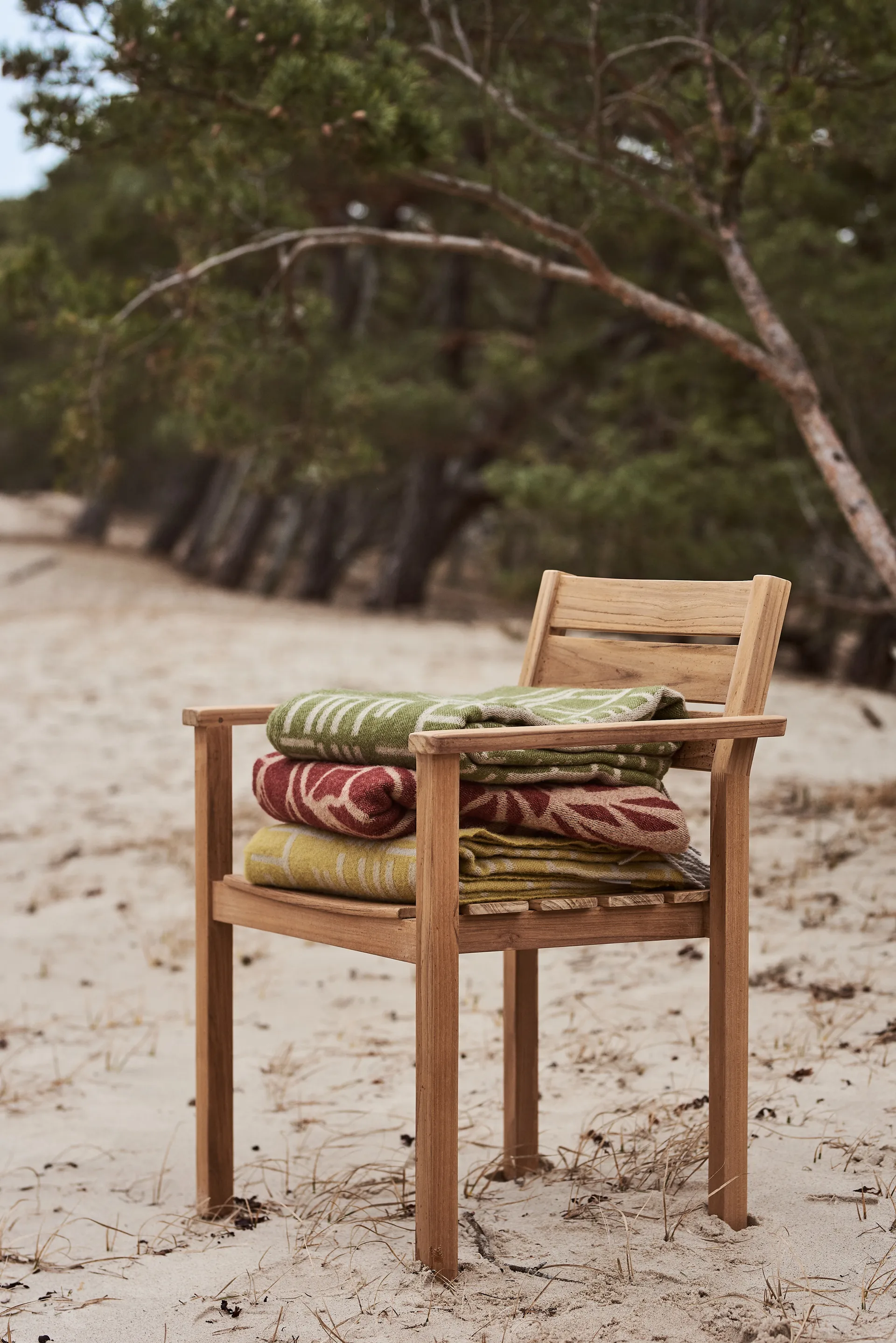 Kotteri スロー 130x170 cm, Wine red-beige Almedahls | アルメダールズ