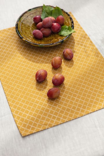 Prickruta ランチョンマット 34x45 cm 2枚 - Ochre - Almedahls | アルメダールズ