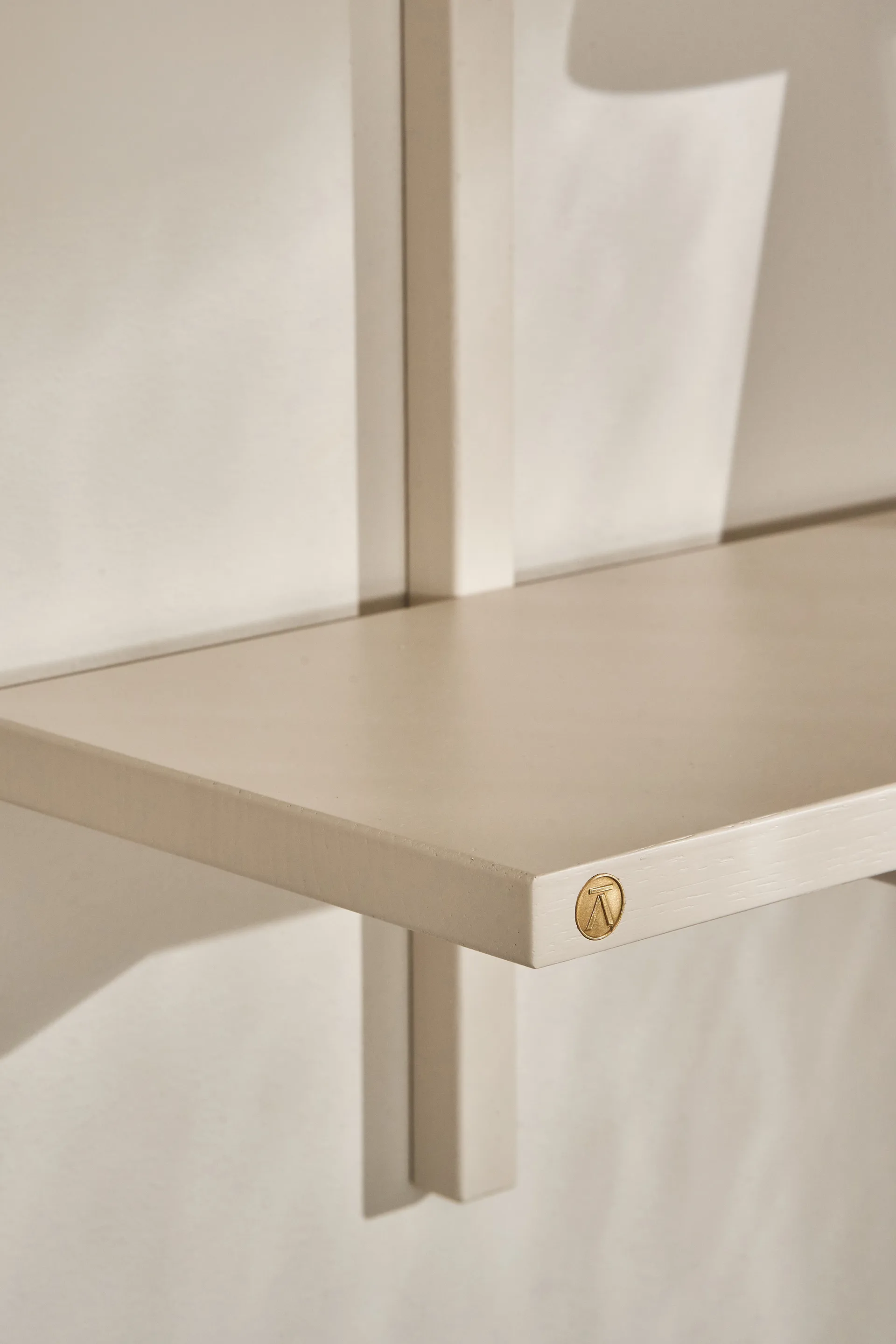 A-Light シェルフ ウォールシェルフ 特別版, Light beige 90x21x35 cm Andersen Furniture