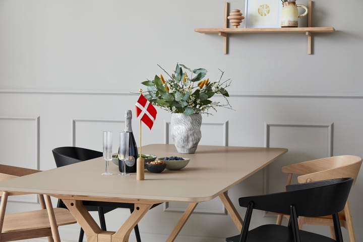 Celebrating デンマークの旗 40 cm - Oak-brass - Andersen Furniture