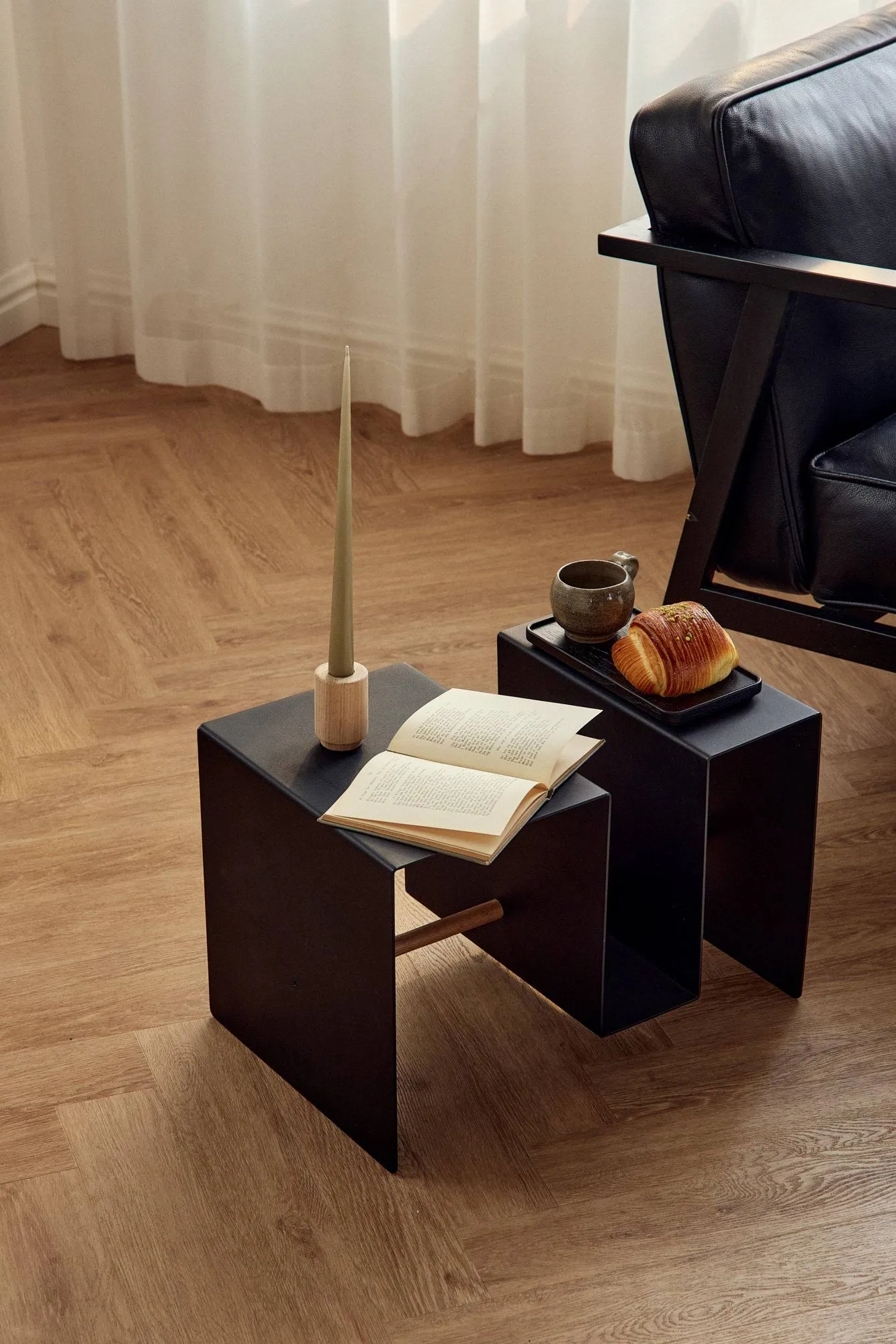 Edge サイドテーブル, Black (black) Andersen Furniture