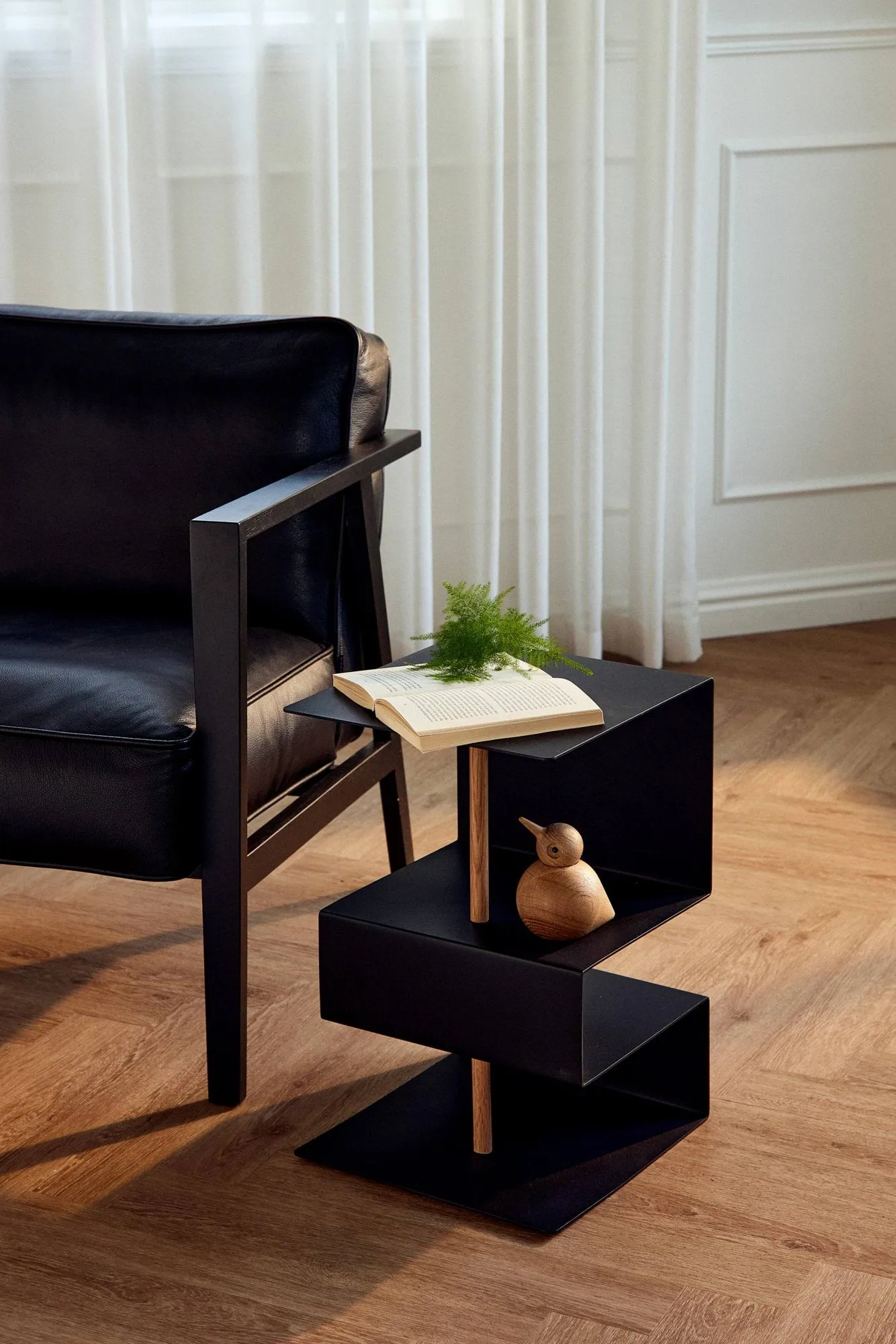 Edge サイドテーブル, Black (black) Andersen Furniture