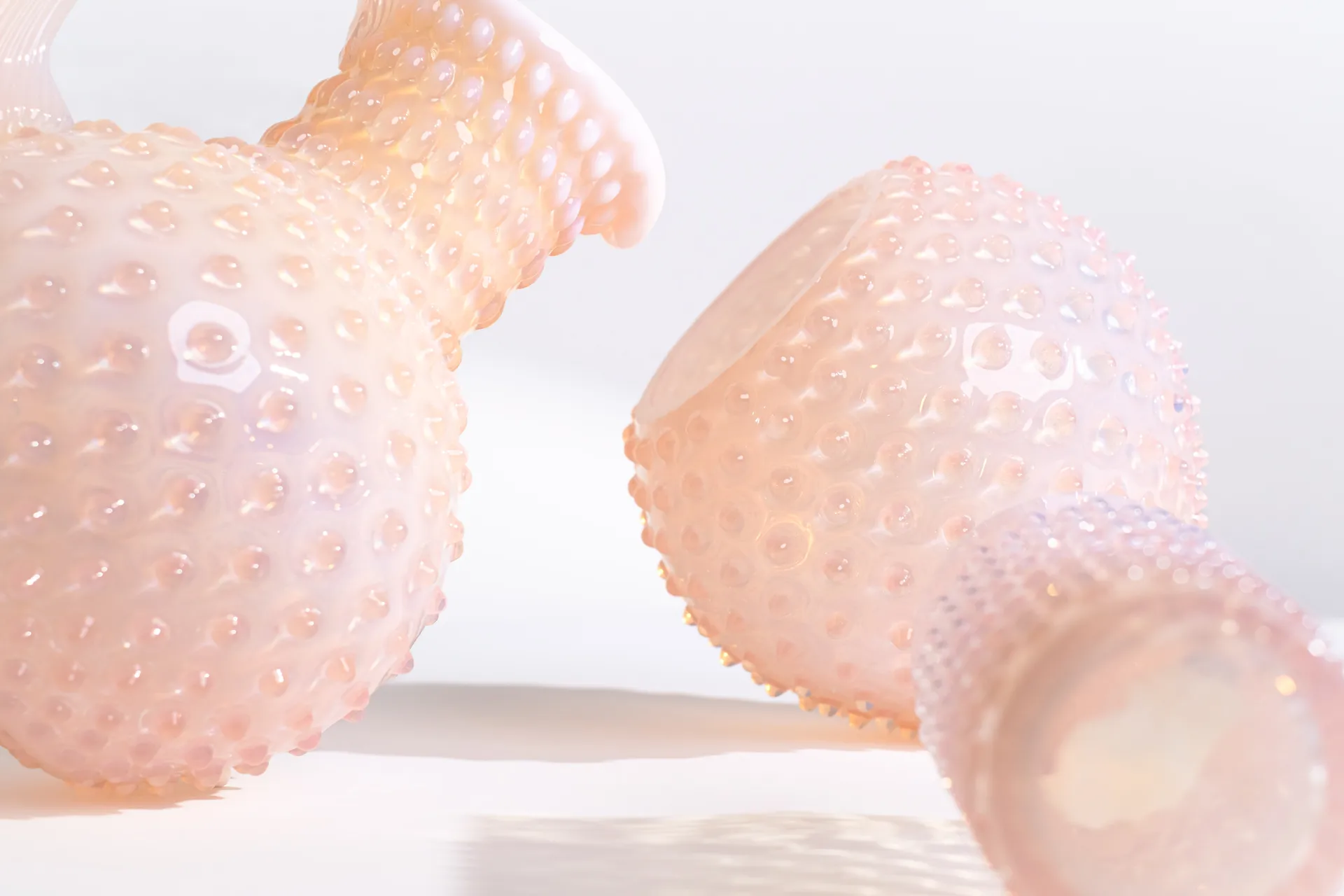 Hobnail Globe 花瓶 18 cm, Soft Pink Anna Von Lipa