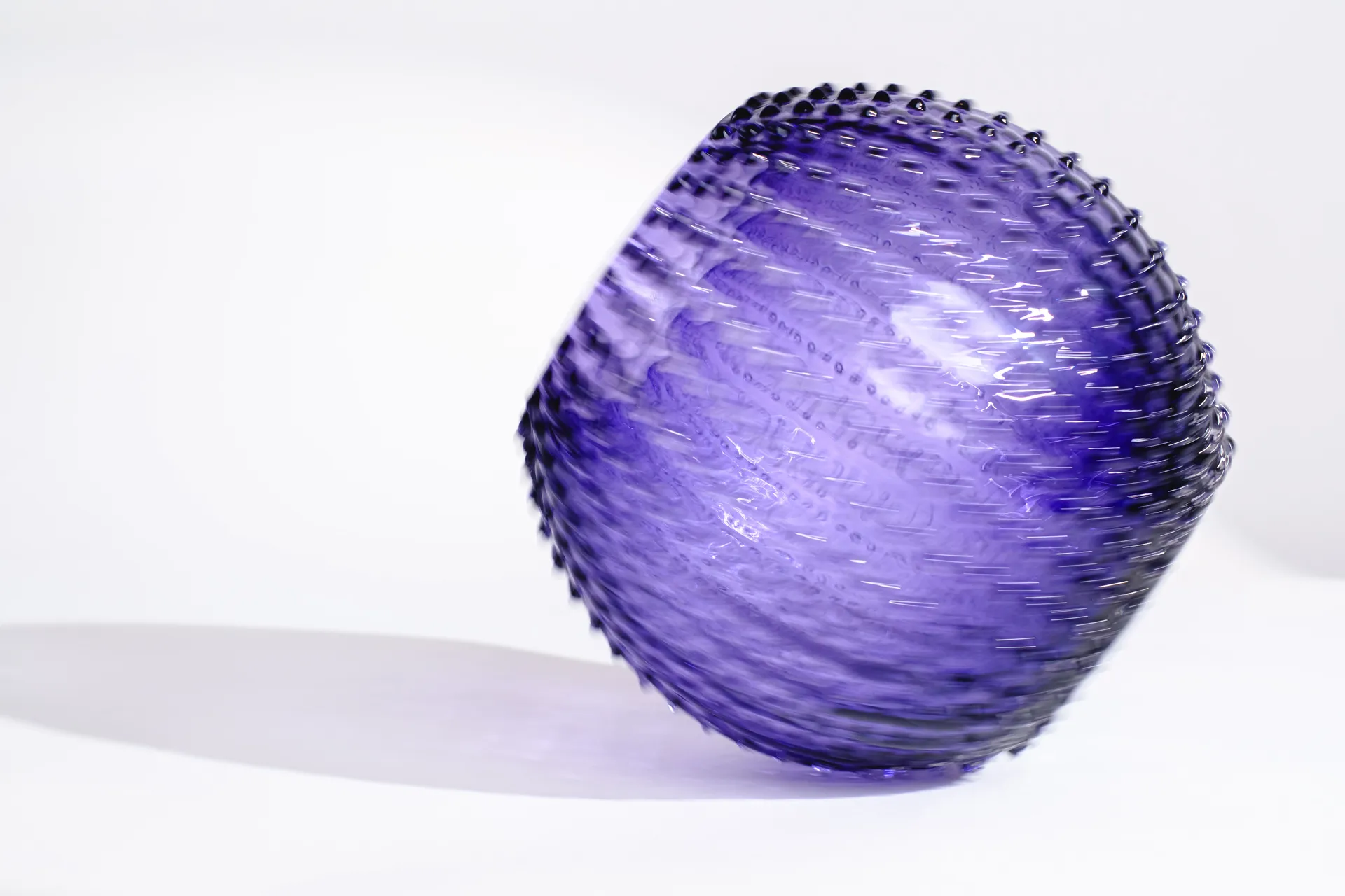 Hobnail Globe 花瓶 24 cm, Indigo Anna Von Lipa