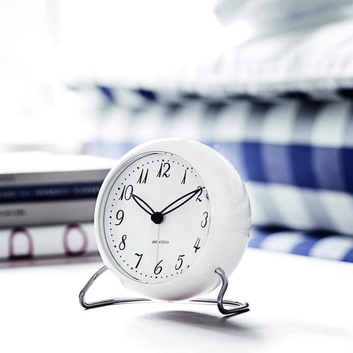 AJ LK テーブルクロック, white Arne Jacobsen Clocks | アルネ・ヤコブセン クロック