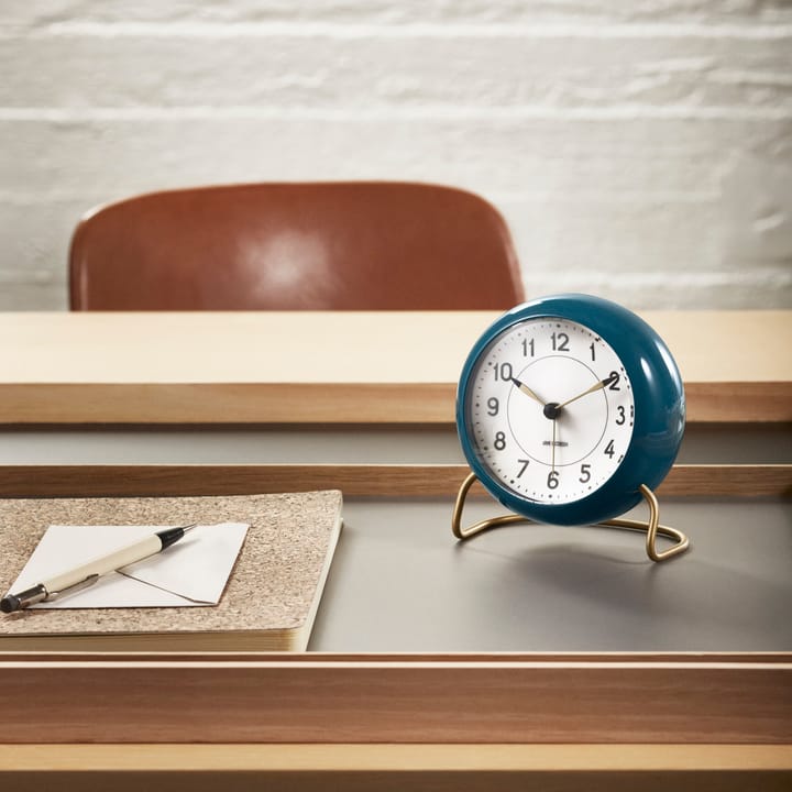 AJ Station テーブルクロック petrol ブル―, petrol blue Arne Jacobsen Clocks | アルネ・ヤコブセン クロック