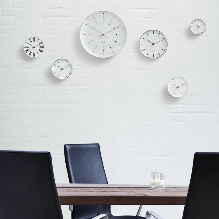 Arne Jacobsen/アルネ・ヤコブセン Bankers ウォールクロック, Ø 120 mm Arne Jacobsen Clocks | アルネ・ヤコブセン クロック