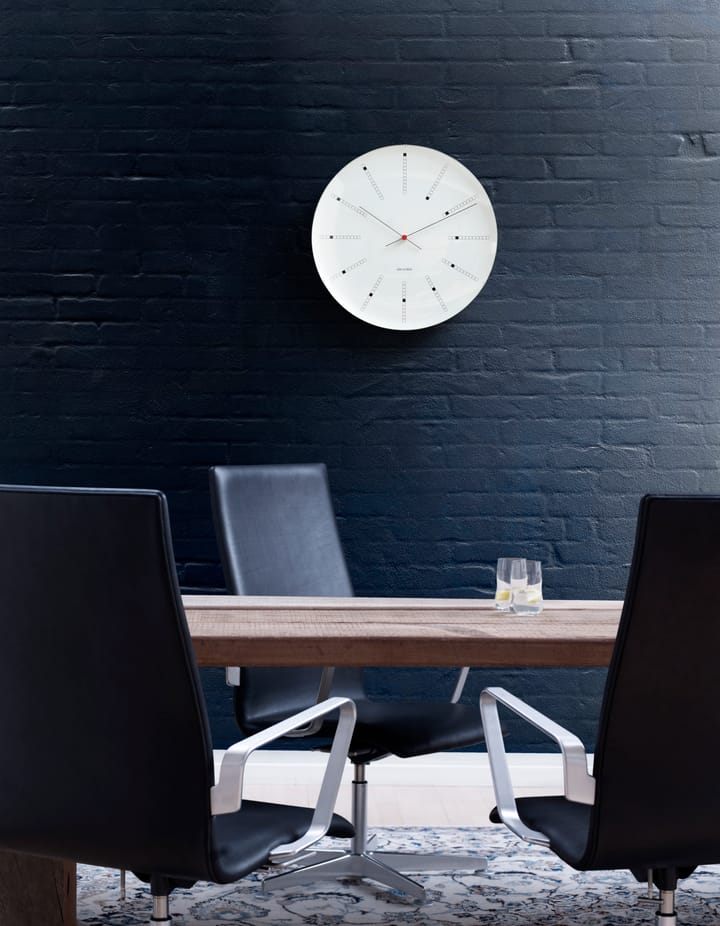 Arne Jacobsen/アルネ・ヤコブセン Bankers ウォールクロック, Ø 290 mm Arne Jacobsen Clocks | アルネ・ヤコブセン クロック