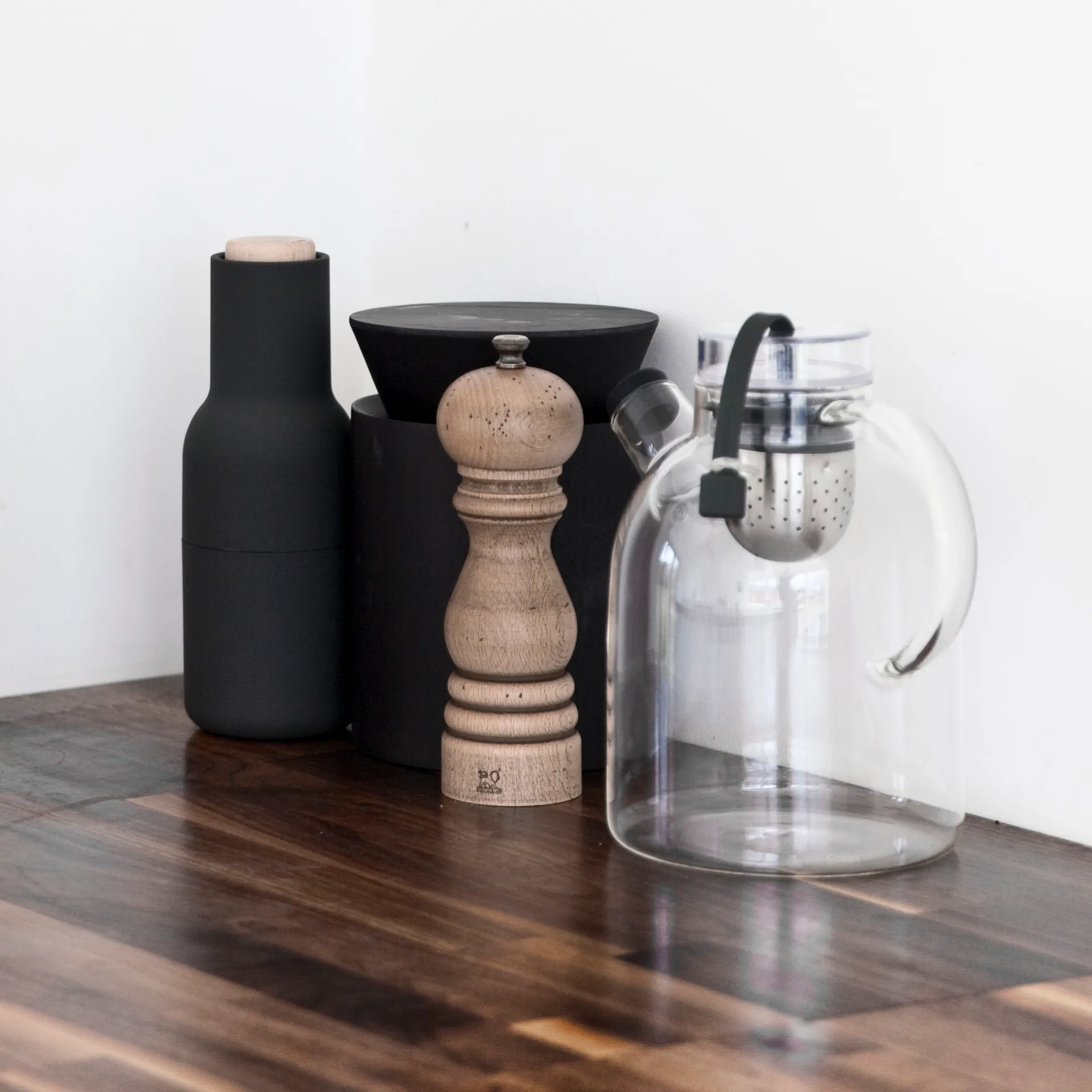 ボトルグラインダー スパイスミル 2本セット, Ash-carbon (wooden lid) Audo Copenhagen | オドー・コペンハーゲン