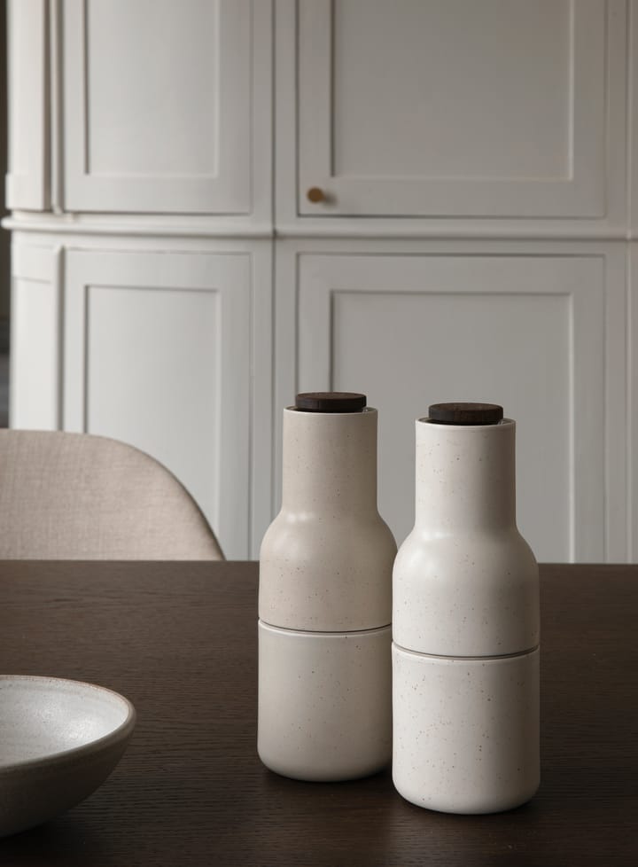ボトルグラインダー スパイスミル (セラミック) 2本セット, Sand (walnut lid) Audo Copenhagen | オドー・コペンハーゲン