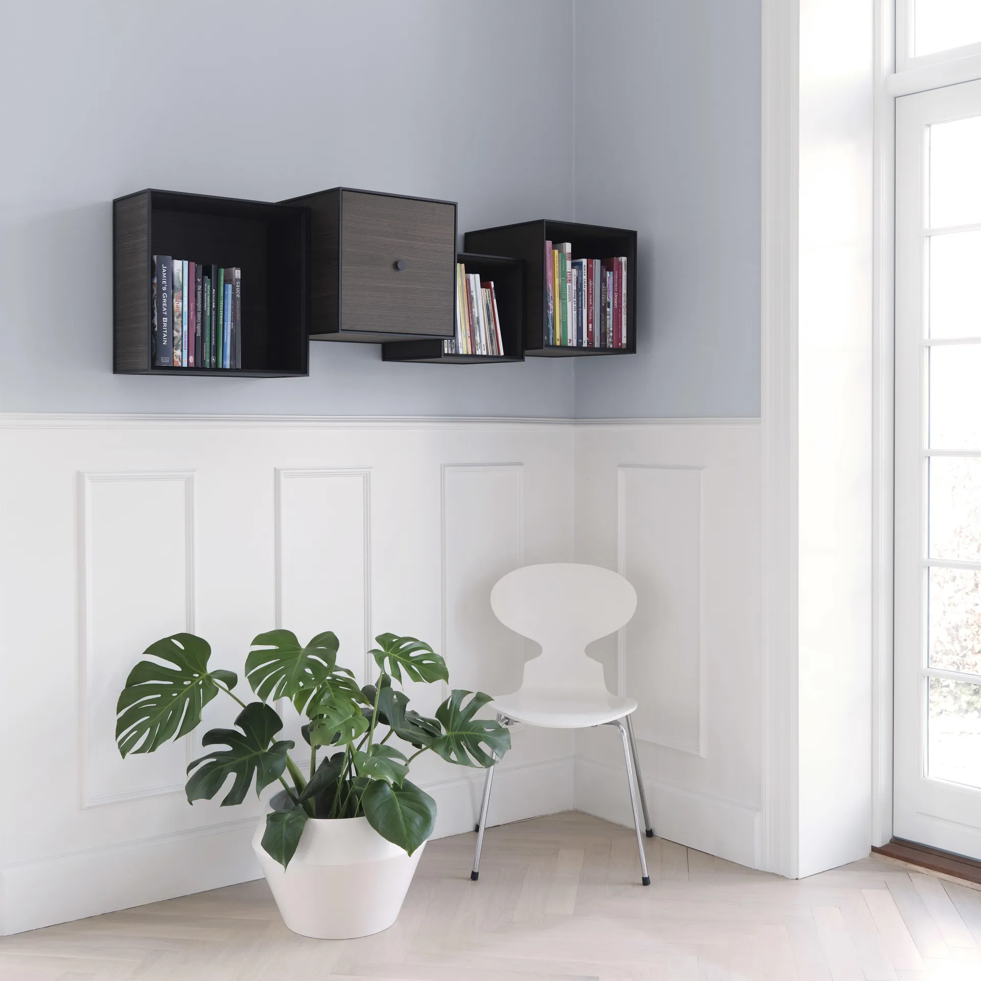 フレーム 35 ドアなしキューブ, smoked oak Audo Copenhagen | オドー・コペンハーゲン