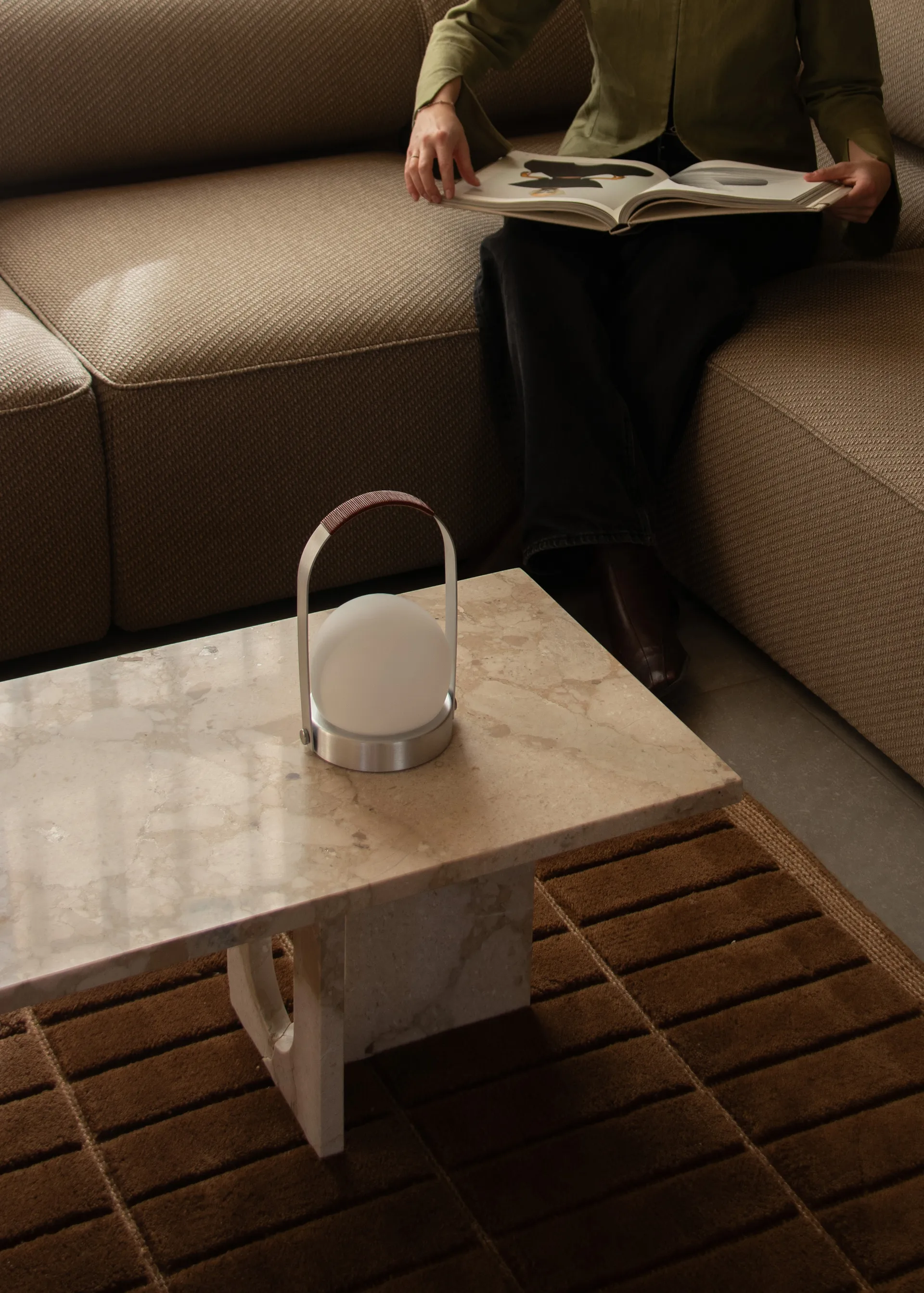 Carrie ポータブルランプ, Brushed aluminium Audo Copenhagen | オドー・コペンハーゲン