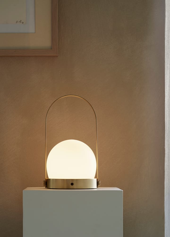Carrie ポータブルランプ, brushed brass Audo Copenhagen | オドー・コペンハーゲン