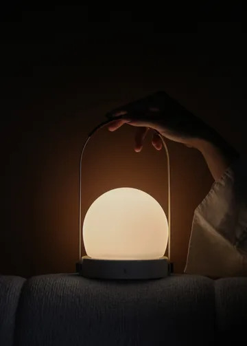 Carrie ポータブルランプ - Ivory - Audo Copenhagen | オドー・コペンハーゲン