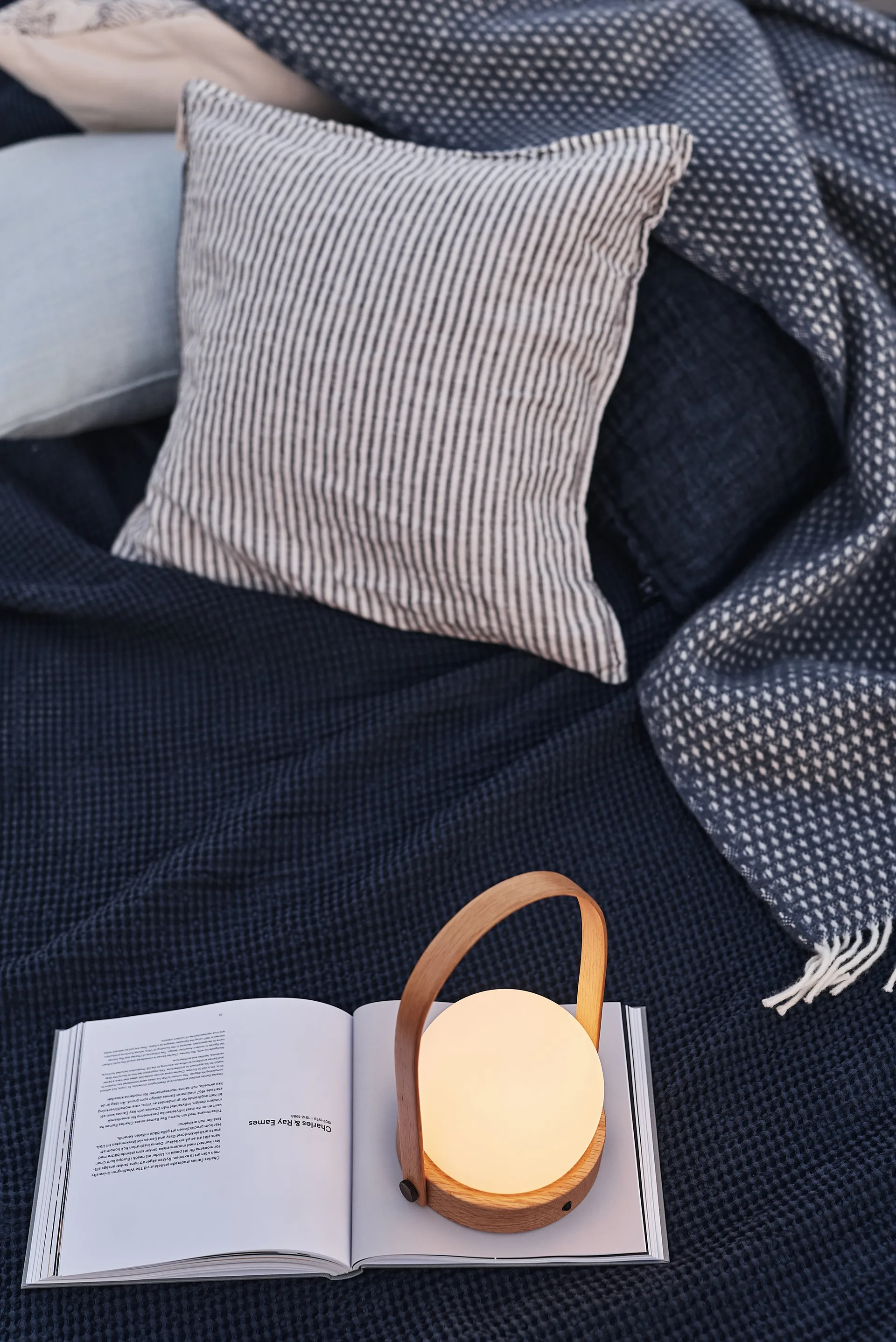 Carrie ポータブルランプ 限定版, Natural oak Audo Copenhagen | オドー・コペンハーゲン