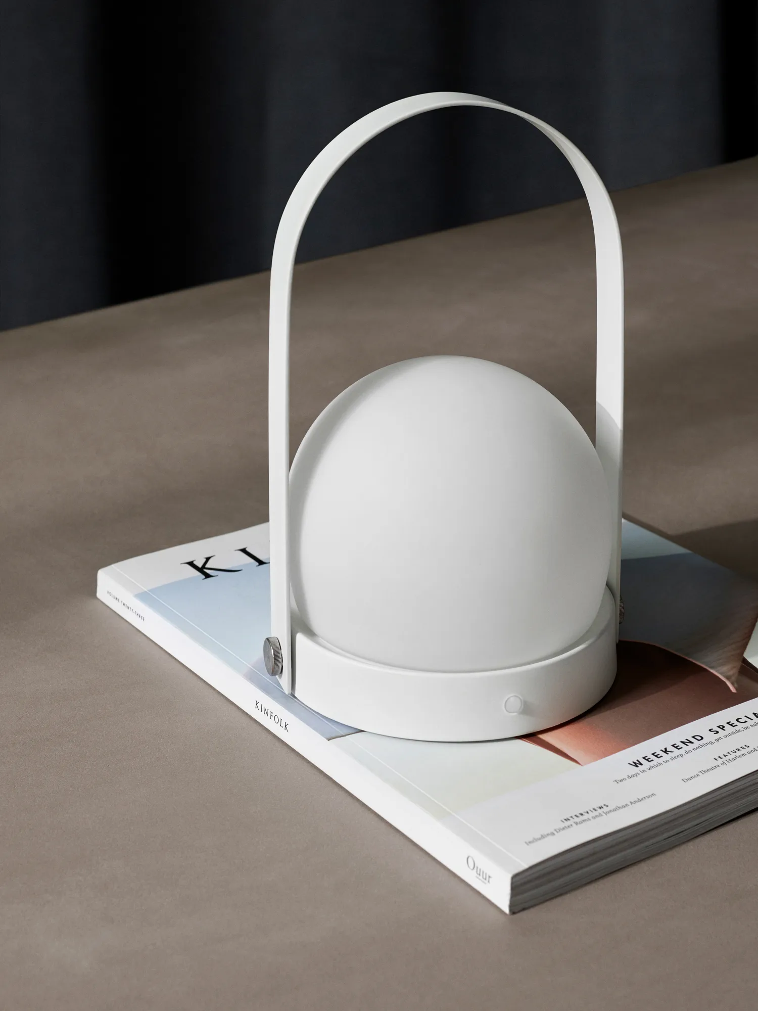 Carrie ポータブルランプ, White Audo Copenhagen | オドー・コペンハーゲン