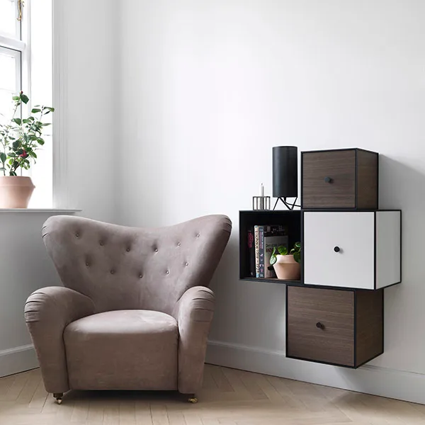 Frame 35 ドア付きキューブ, smoked oak Audo Copenhagen | オドー・コペンハーゲン