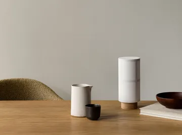 Hashira ポータブルテーブルランプ - White - Audo Copenhagen | オドー・コペンハーゲン