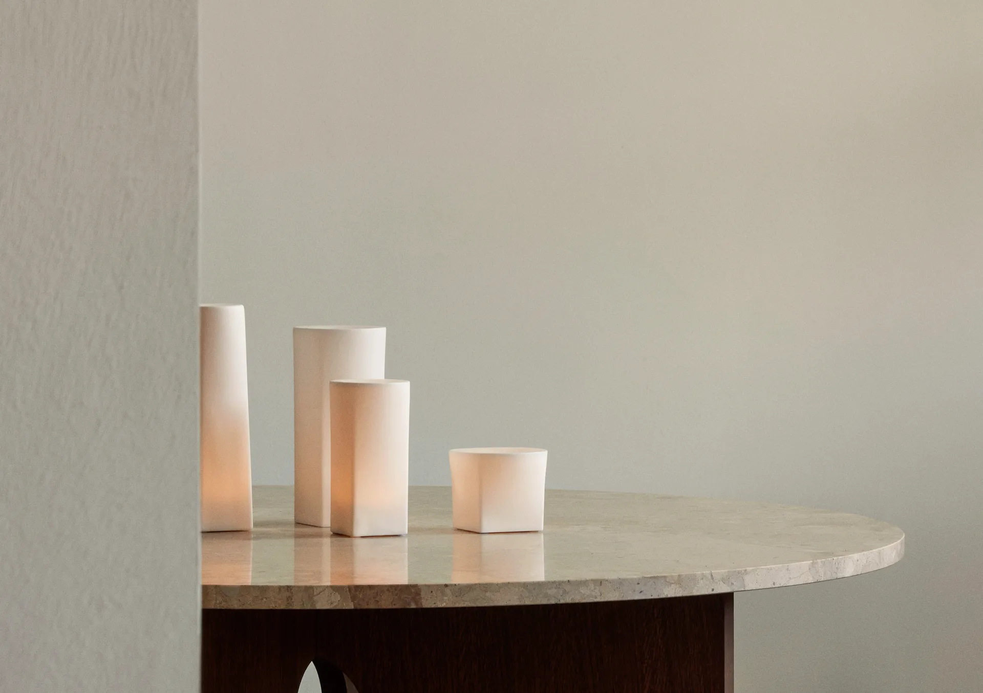 Ignus LED キャンドル 8 cm, Ivory Audo Copenhagen | オドー・コペンハーゲン