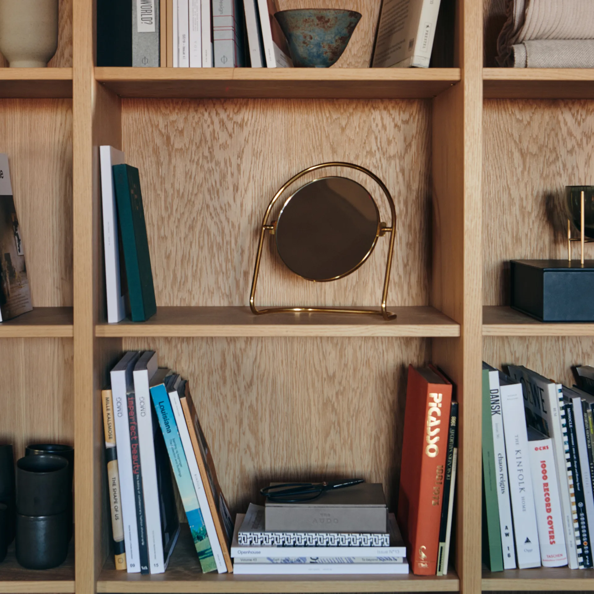 Nimbus テーブル ミラー 25 cm, Polished brass Audo Copenhagen | オドー・コペンハーゲン