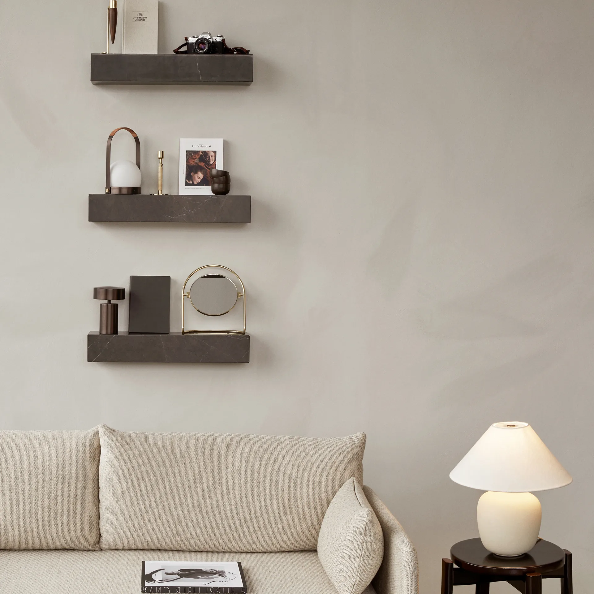 Nimbus テーブル ミラー 25 cm, Polished brass Audo Copenhagen | オドー・コペンハーゲン