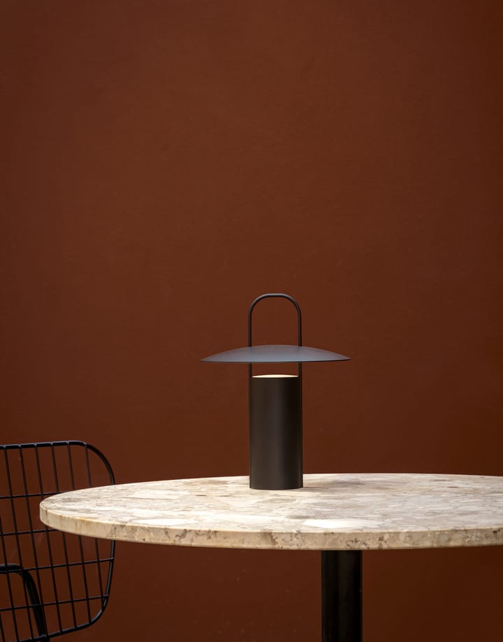 Ray ポータブルテーブルランプ, Black Audo Copenhagen | オドー・コペンハーゲン
