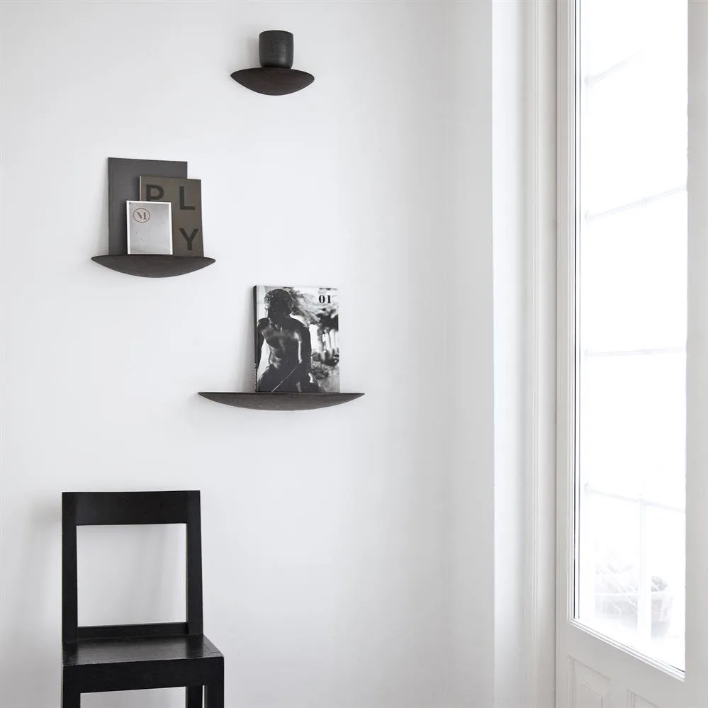 MENU Gridy Fungi Shelf  スモール ブラックオーク 棚 Audo Copenhagen | オドー・コペンハーゲン からのグリディ ファンジ