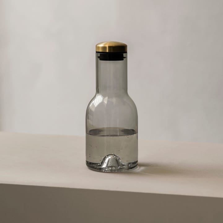ウォーターボトル カラフェ, smoke, brass Audo Copenhagen | オドー・コペンハーゲン