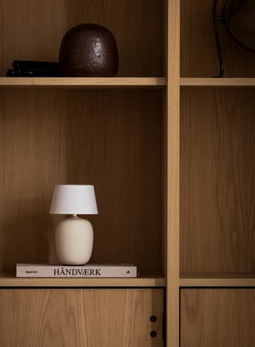 Torso ポータブルテーブルランプ - Sand - Audo Copenhagen | オドー・コペンハーゲン