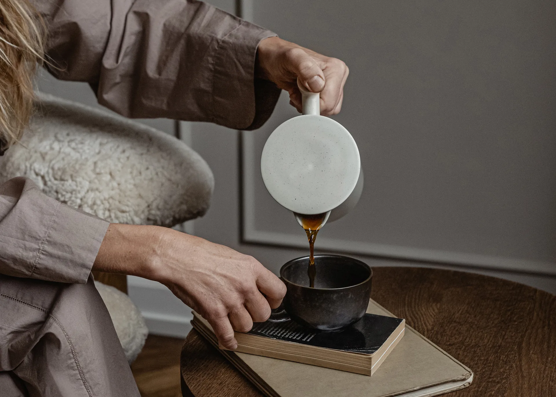 Yana coffee ポット 1 L, Grey glazed Audo Copenhagen | オドー・コペンハーゲン