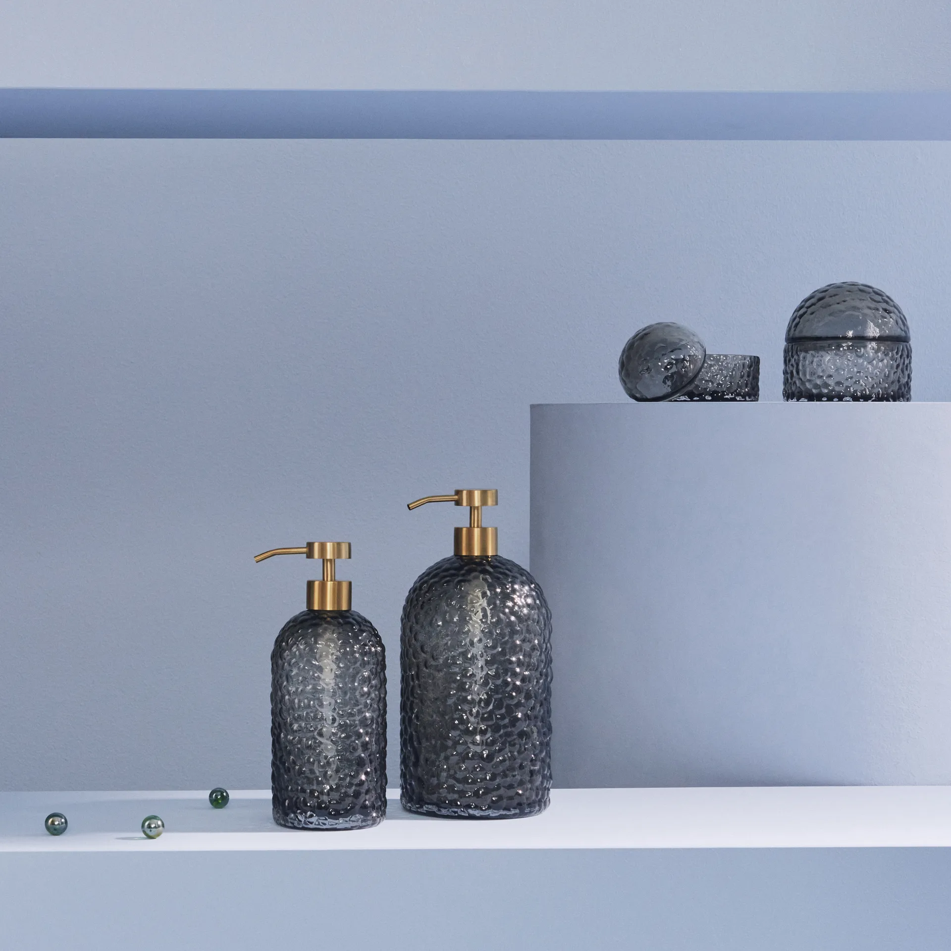 Arura ボックス 蓋付き 8 cm, Black AYTM | アイテム