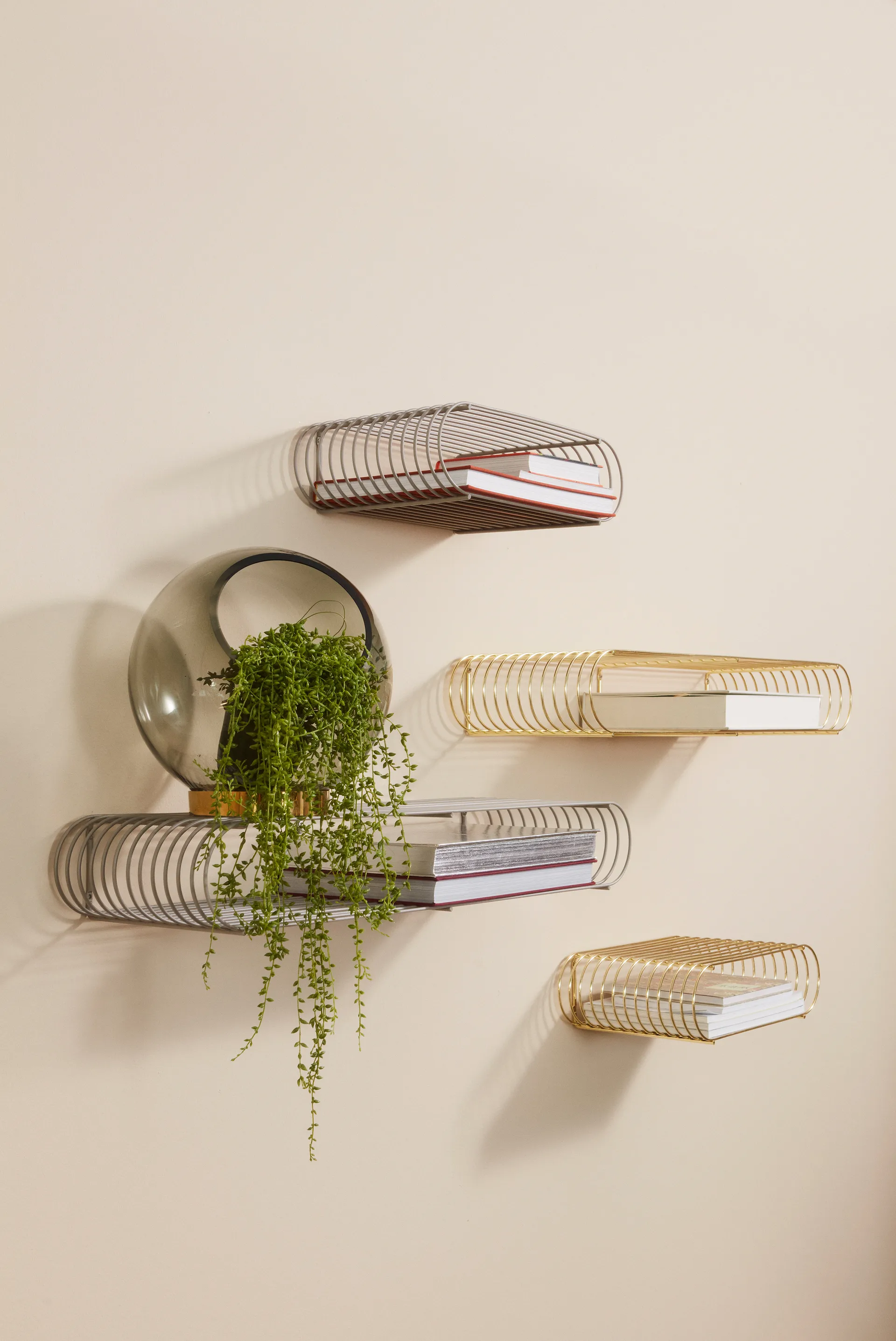 Curva シェルフ 80.4 cm, Taupe AYTM | アイテム