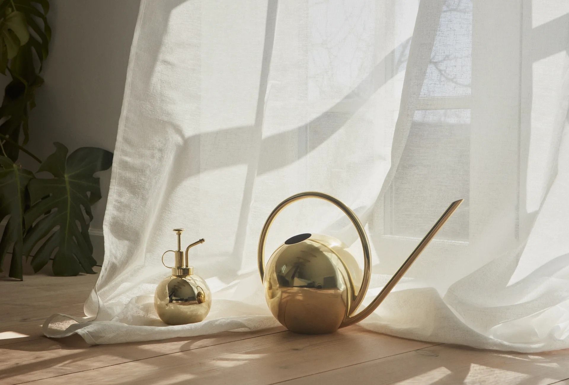 Globe じょうろ 23 cm, Gold AYTM | アイテム