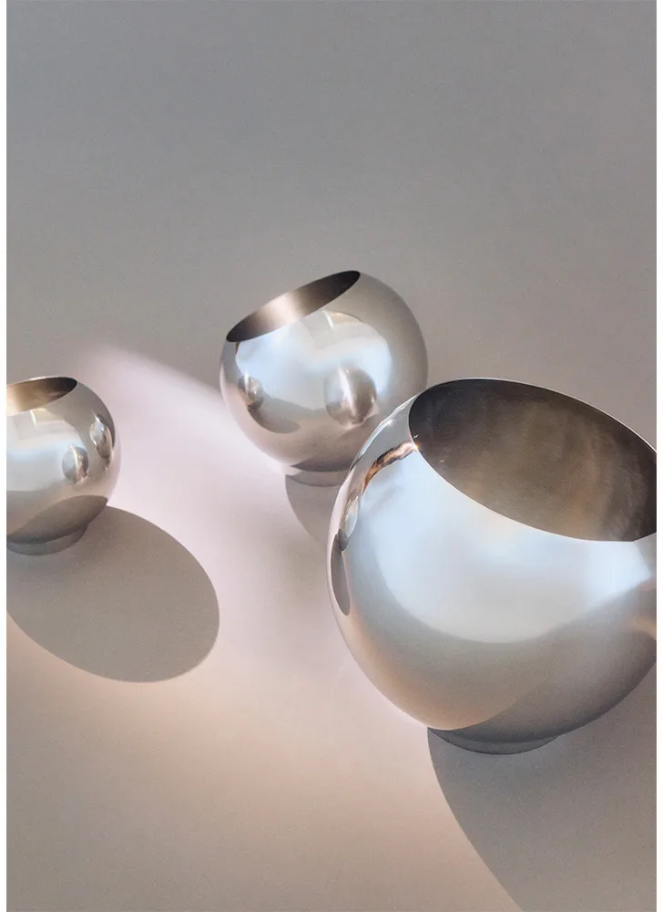 Globe 植木鉢 Ø43 cm, Silver AYTM | アイテム