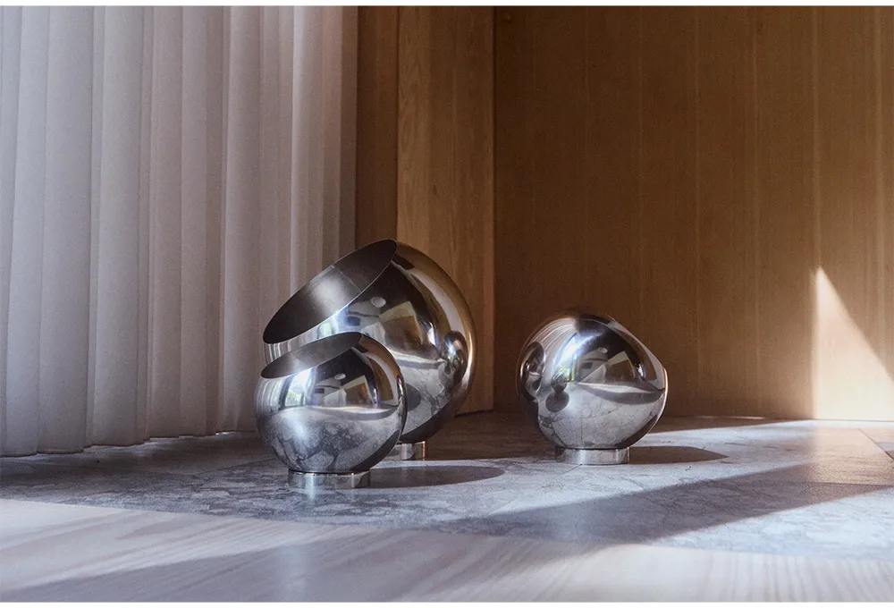 Globe 植木鉢 Ø43 cm, Silver AYTM | アイテム