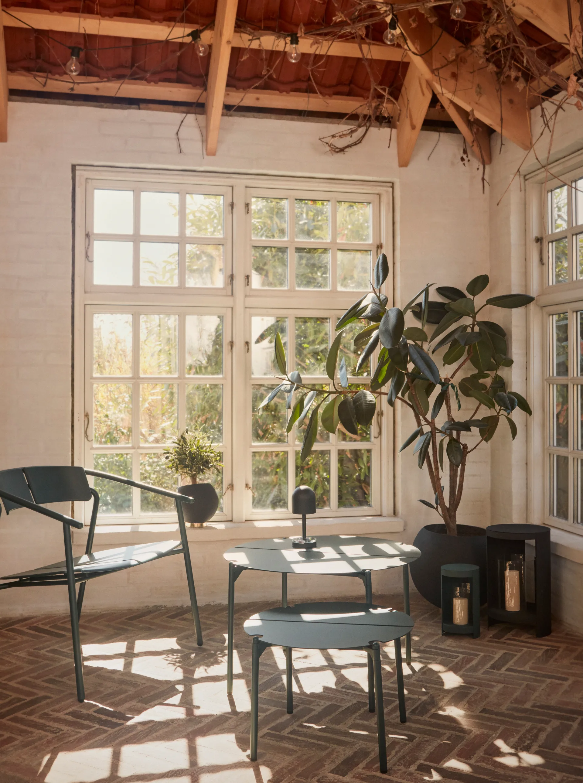 NOVO ラウンジテーブル Ø50x35 cm, Forest AYTM | アイテム