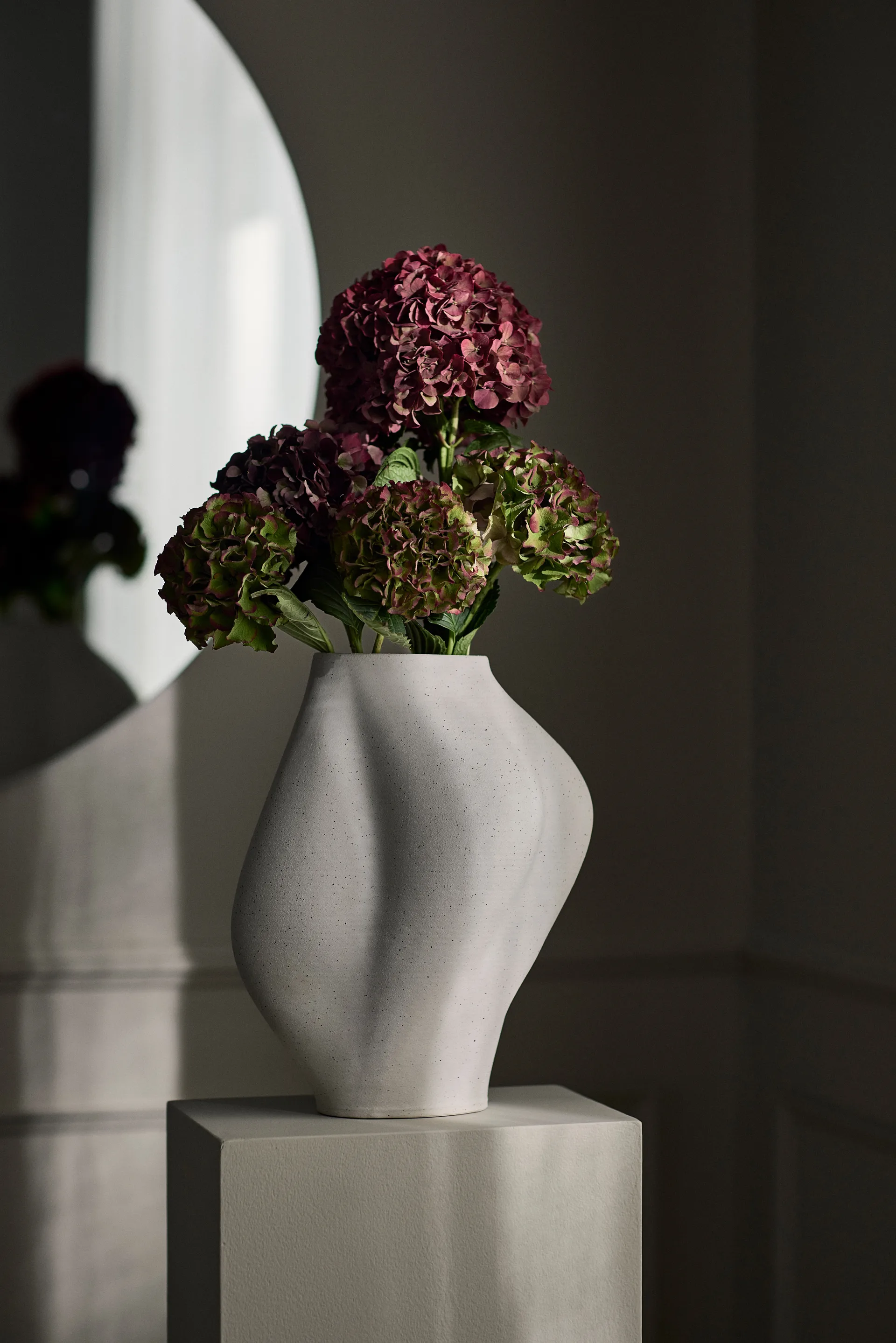 Saltare ベース, Cream, Ø17x35 cm AYTM | アイテム