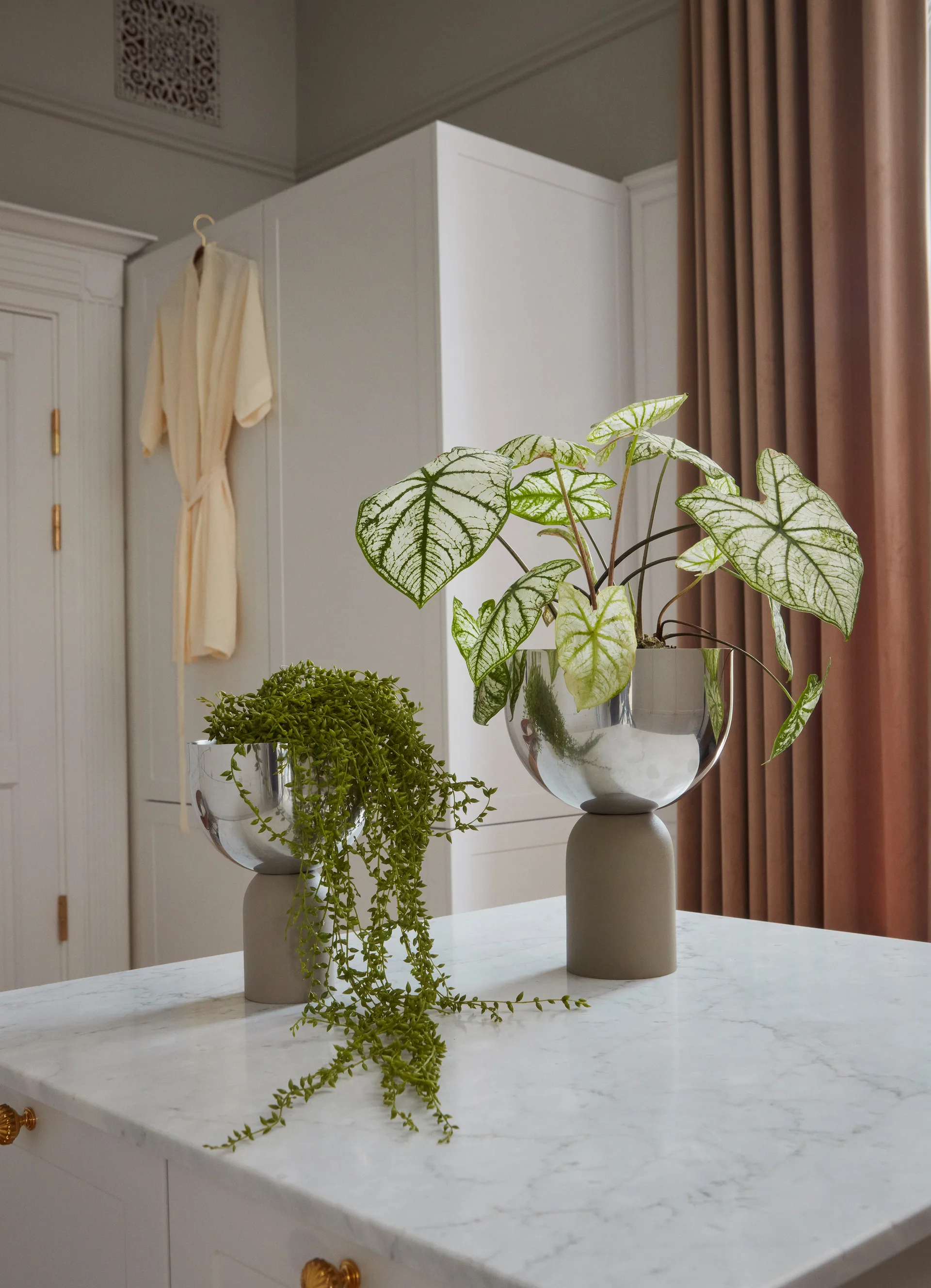 Torus 植木鉢 Ø17 cm, Silver-taupe AYTM | アイテム